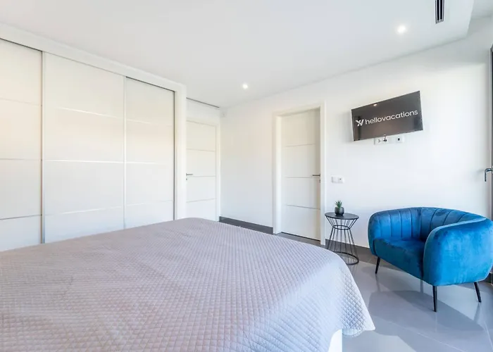 Vila Amendoeiras By Hellovacations