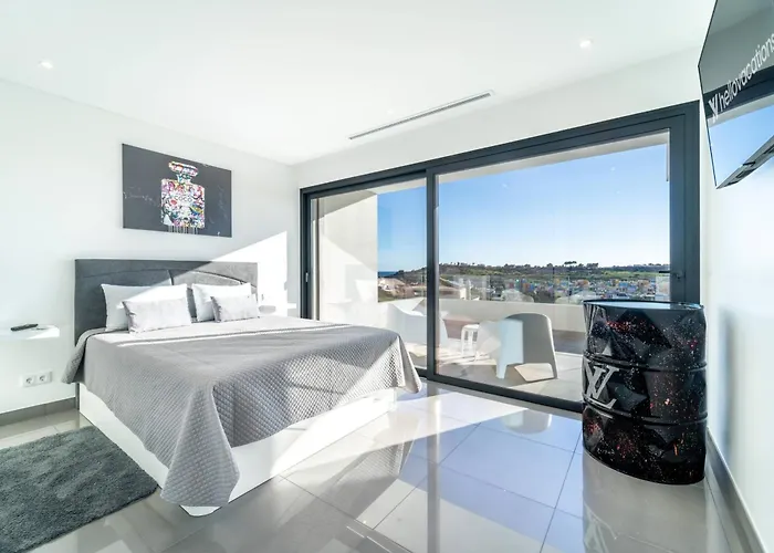 Amendoeiras By Hellovacations Vila *