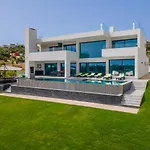 Amendoeiras By Hellovacations Вилла