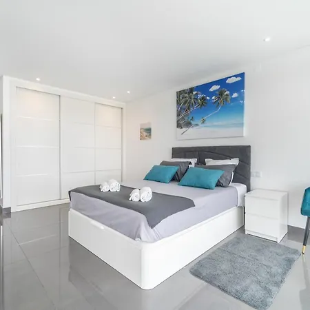 Amendoeiras By Hellovacations Вілла *