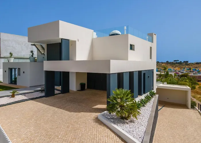 Amendoeiras By Hellovacations Villa