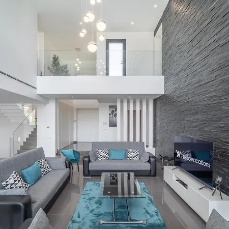 Amendoeiras By Hellovacations البوفيرا