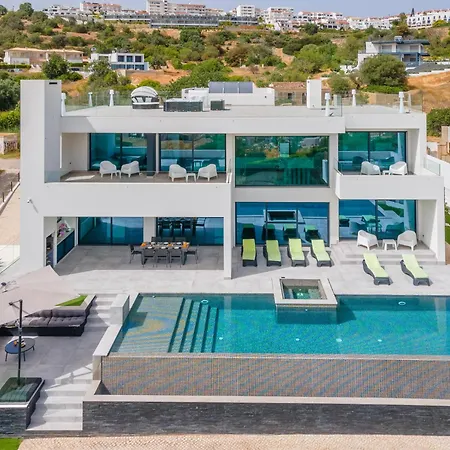 Amendoeiras By Hellovacations Villa *