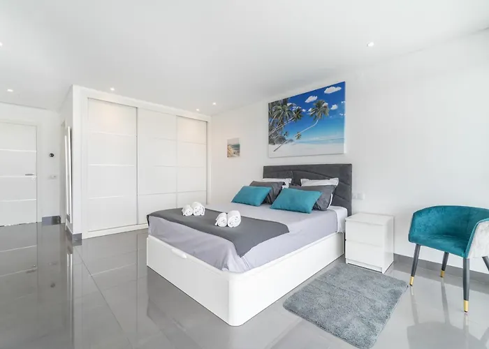 Amendoeiras By Hellovacations Villa *